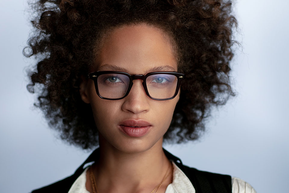 customeyes-choosing-a-glass-frame